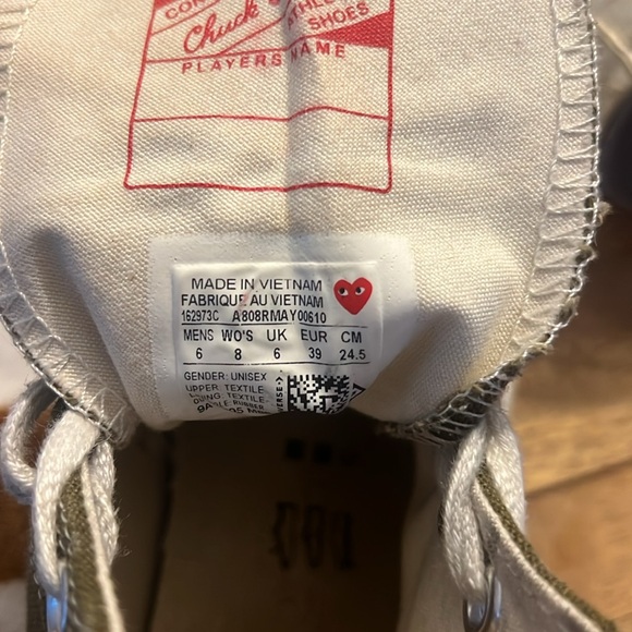 olive little heart hightops - Picture 5 of 5